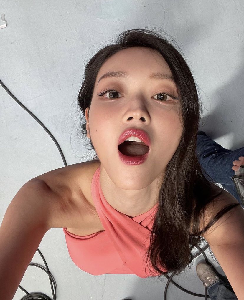 Oh My Girl YooA Cum Tribute #1 #VjTUBeIL