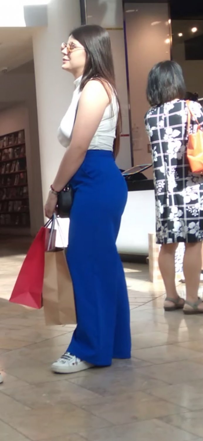 Fat ass latina in the mall in blue pants #43XIrLpu