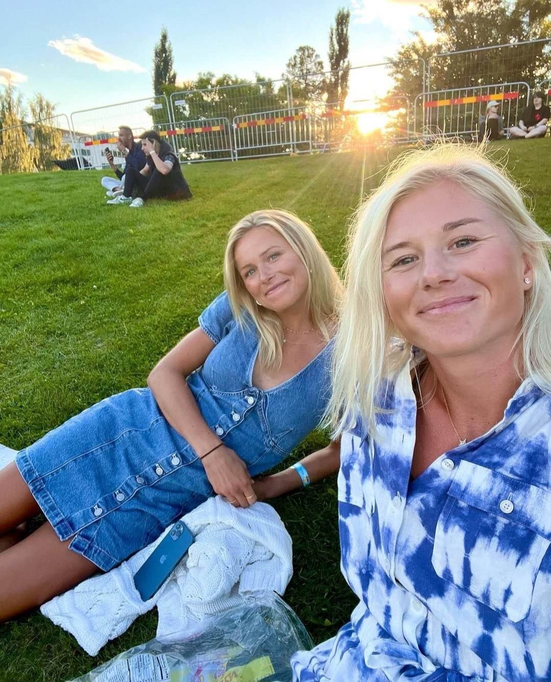 202409_Frida and Maja cumtribute request #NT71dyOe